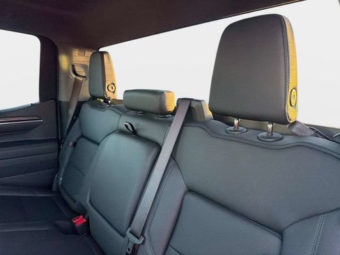 New 2026 GMC Sierra 1500 SLT w/ SLT Premium Package AWD/4WD image 12