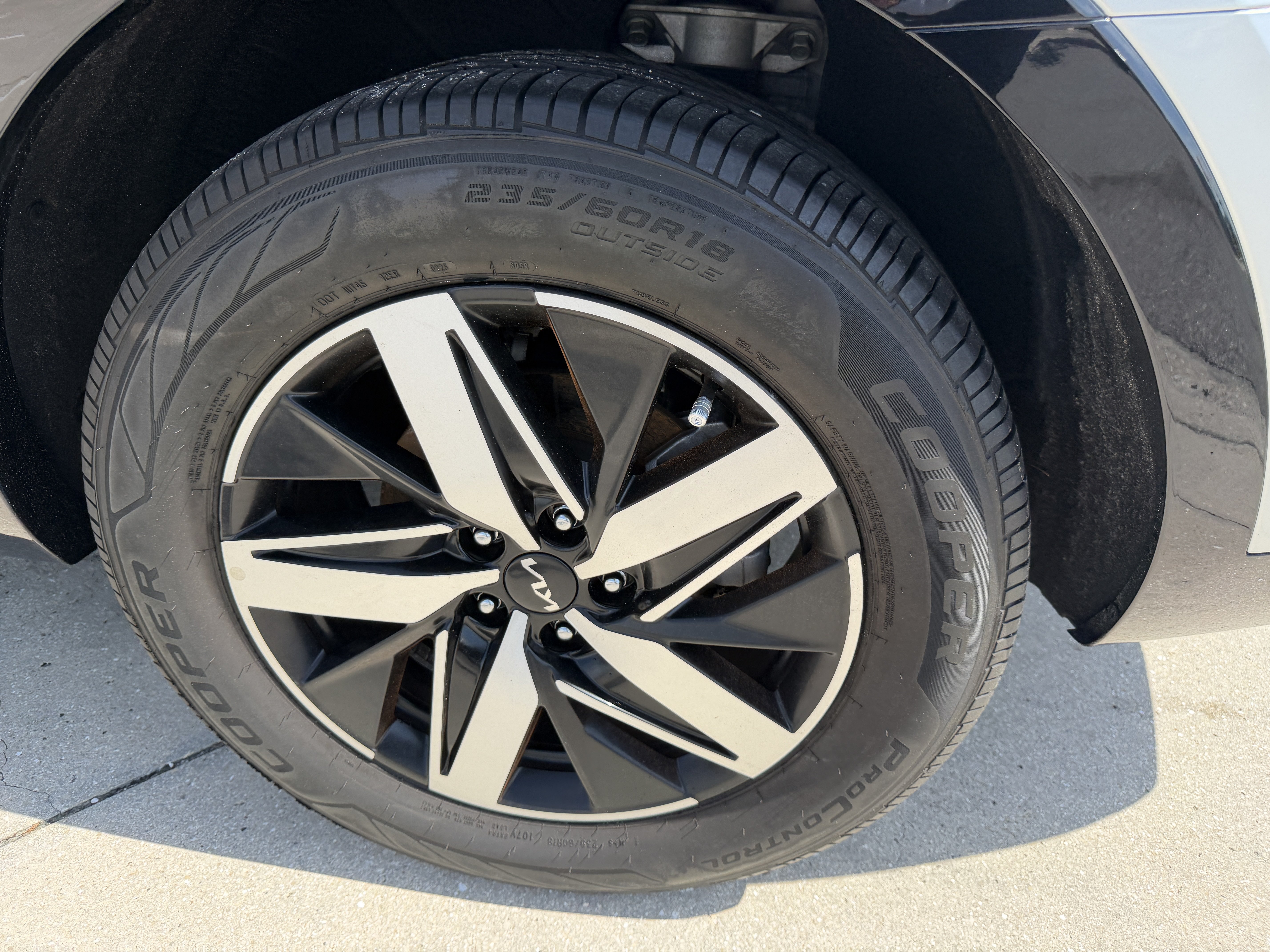 Used 2022 Kia Sorento EX FWD image 30