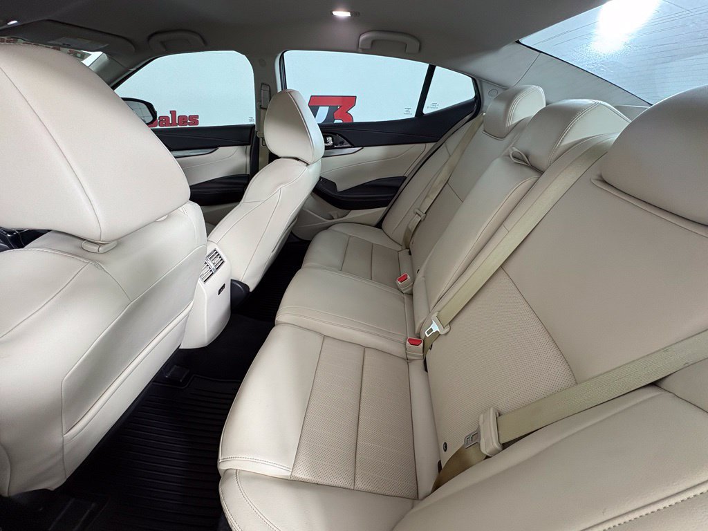 Used 2022 Nissan Maxima SV w/ Floor Mat Group FWD image 39