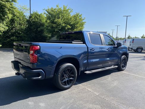 Used 2023 Chevrolet Silverado 1500 RST AWD/4WD image 9
