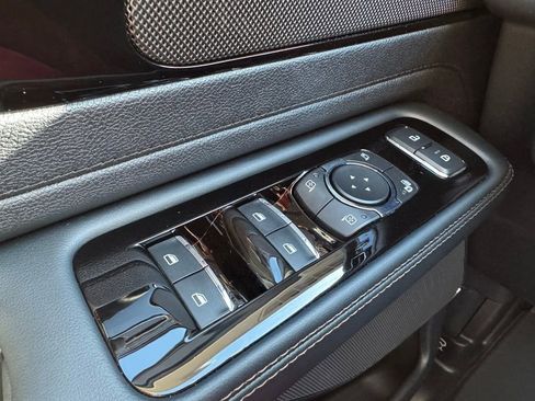 New 2026 Lincoln Aviator AWD image 21