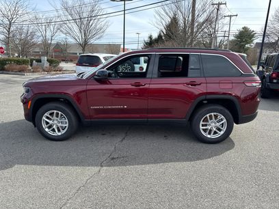 New 2025 Jeep Grand Cherokee Laredo X w/ Trailer Tow Package
