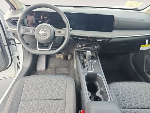 New 2026 Nissan Kicks SV w/ SV Premium Package image 10