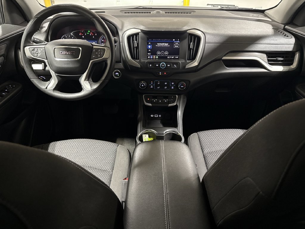 Used 2024 GMC Terrain SLE AWD/4WD image 10