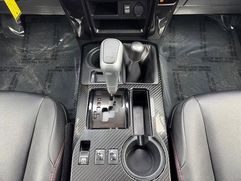 Used 2019 Toyota 4Runner TRD Off-Road Premium image 11