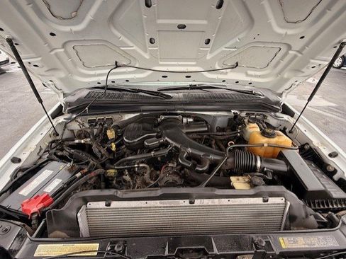 Used 2010 Ford F450 XL image 17