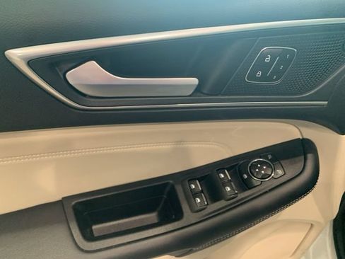 Used 2023 Ford Edge Titanium w/ Equipment Group 301A AWD/4WD image 11