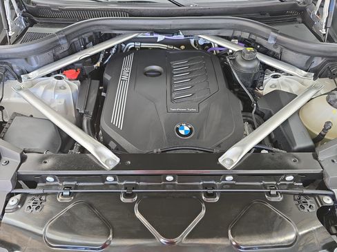 Used 2023 BMW X5 xDrive40i w/ Premium Package image 31