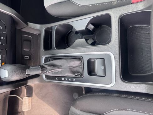 Used 2017 Ford Escape SE AWD/4WD image 27