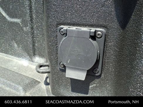 Used 2024 GMC Sierra 2500 AT4 w/ AT4 Premium Plus Package image 8