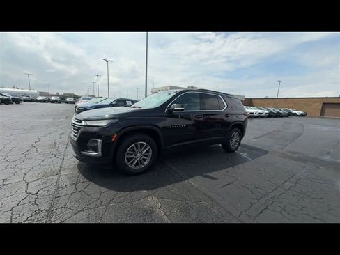 Used 2024 Chevrolet Traverse LT FWD image 4