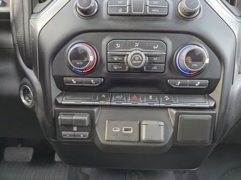 Used 2021 Chevrolet Silverado 1500 LT w/ Z71 Off-Road Package image 31