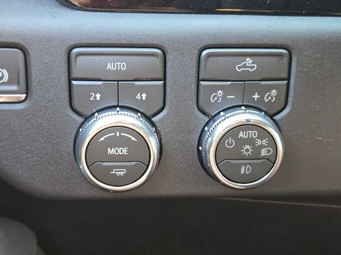 New 2026 GMC Sierra 1500 Elevation AWD/4WD image 28