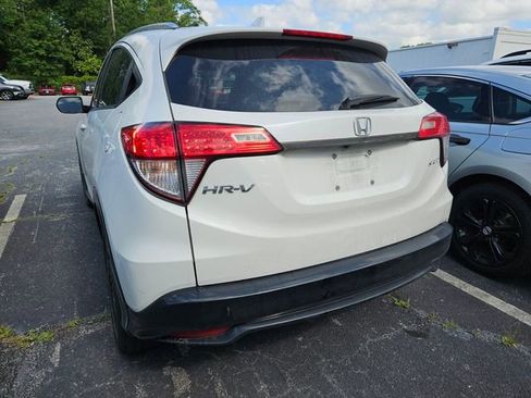 Used 2022 Honda HR-V Sport image 9