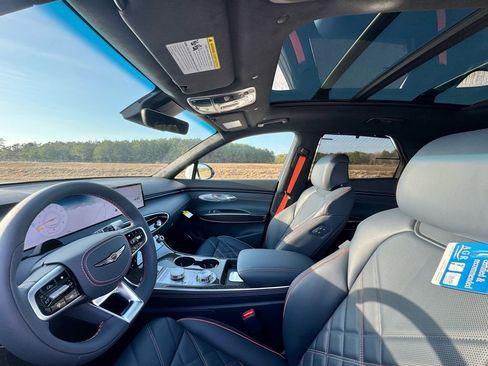 New 2026 Genesis GV70 3.5T Sport Prestige AWD/4WD image 19