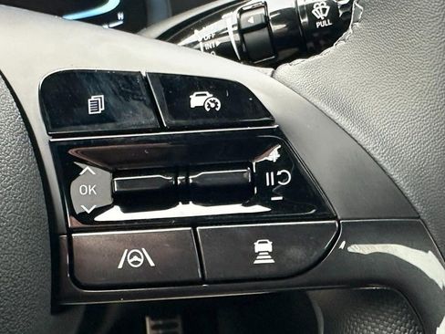 New 2026 Hyundai Elantra SEL Sport image 13