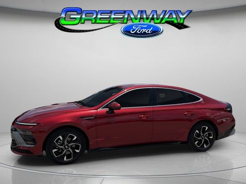 Used 2025 Hyundai Sonata SEL FWD image 1