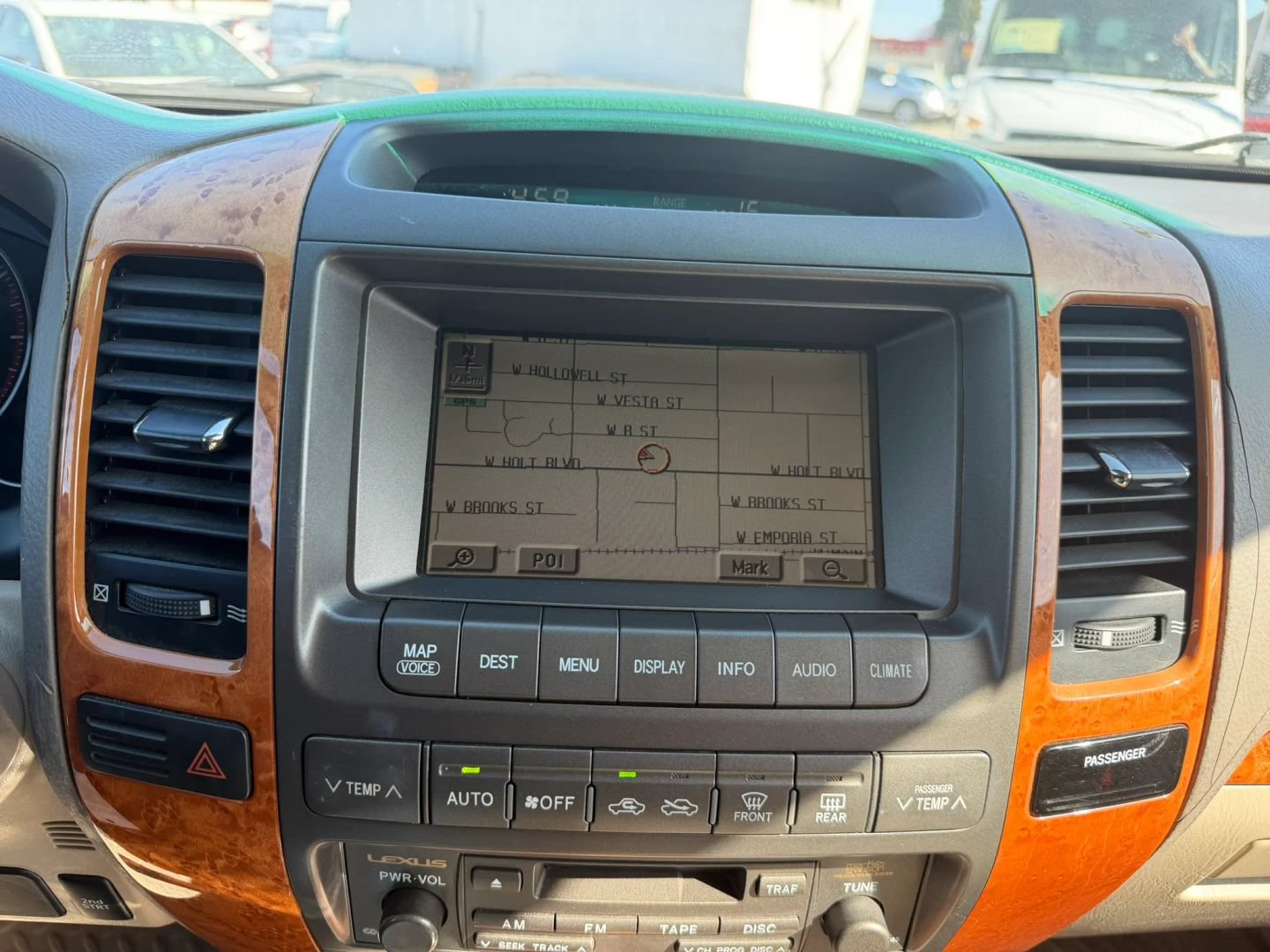 Used 2004 Lexus GX 470 AWD/4WD image 25
