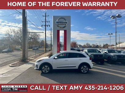 Used 2022 Kia Niro EX