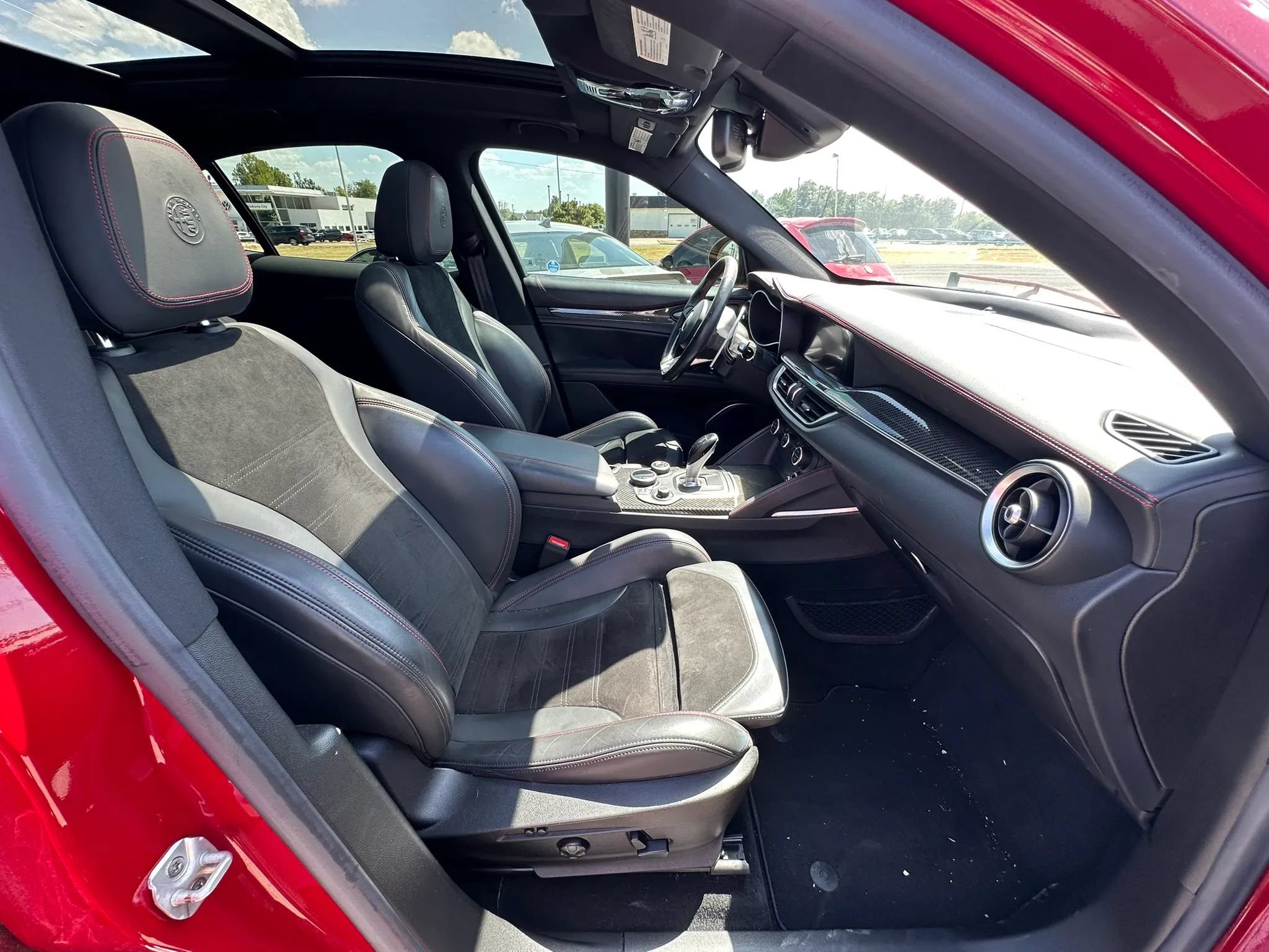 Used 2018 Alfa Romeo Stelvio Quadrifoglio w/ Convenience Package AWD/4WD image 13