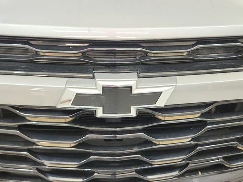 Used 2025 Chevrolet Trax ACTIV w/ Driver Confidence Package image 16