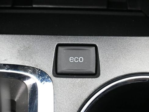 Used 2016 Chevrolet Equinox LTZ image 23