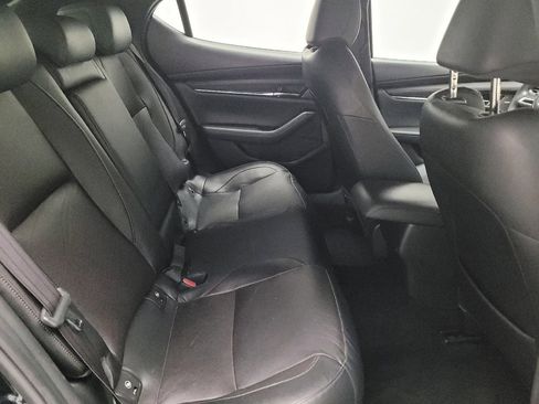 Used 2019 MAZDA MAZDA3 Hatchback w/ Premium Package image 19