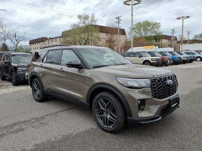New 2026 Ford Explorer ST-Line w/ ST-Line Street Pack