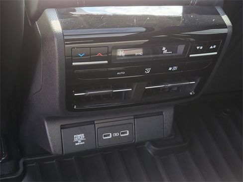 Used 2024 Acura MDX FWD w/ Technology Package image 13