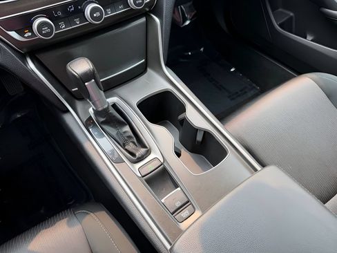 Used 2019 Honda Accord LX image 23