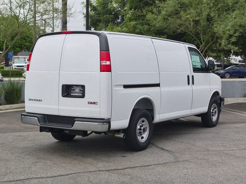 New 2026 GMC Savana 2500 w/ Driver Convenience Package RWD image 7