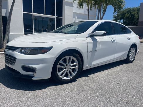 Used 2017 Chevrolet Malibu Hybrid FWD image 39