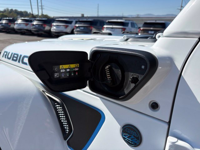 Used 2023 Jeep Wrangler Unlimited Rubicon 4xe AWD/4WD image 14