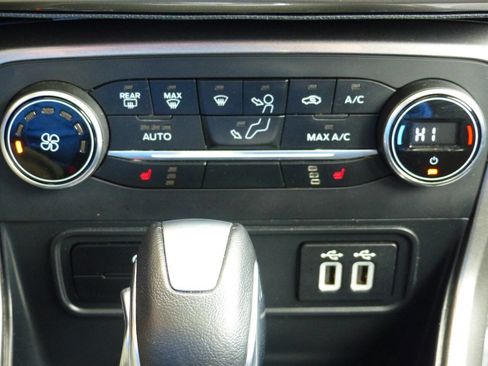 Used 2020 Ford EcoSport SE w/ SE Convenience Package AWD/4WD image 47