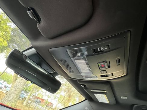 Used 2023 Lexus UX 250h F Sport image 29