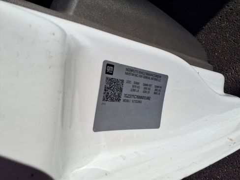 Used 2022 GMC Savana 3500 Extended image 9