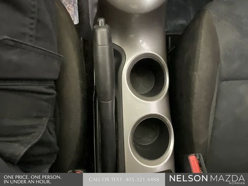 Used 2015 Nissan Juke SV w/ Technology Package image 37