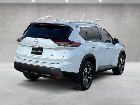 Certified 2024 Nissan Rogue SL w/ SL Premium Package FWD image 16