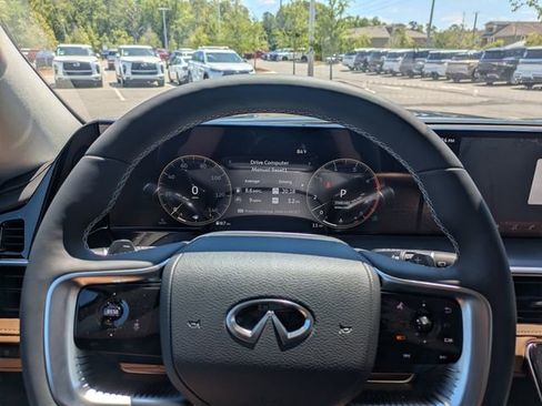 New 2026 INFINITI QX80 Luxe RWD image 31