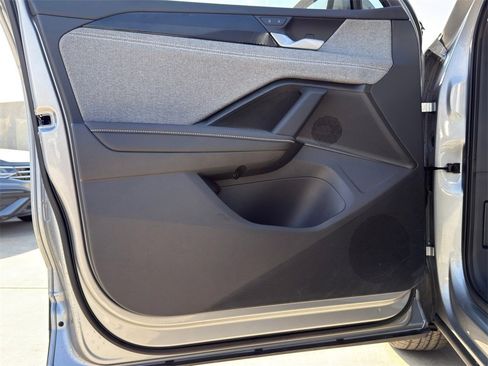 New 2025 Volkswagen Tiguan S image 17
