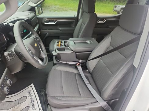 New 2025 Chevrolet Silverado 1500 LT image 14