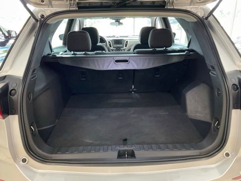 Used 2021 Chevrolet Equinox LS AWD/4WD image 22