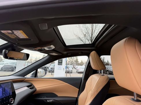 Used 2023 Lexus RX 350 Premium w/ Accessory Package image 20