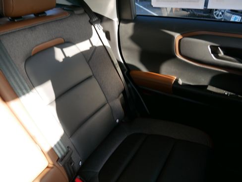 Used 2023 Ford Bronco Sport Outer Banks w/ Tech Package image 14