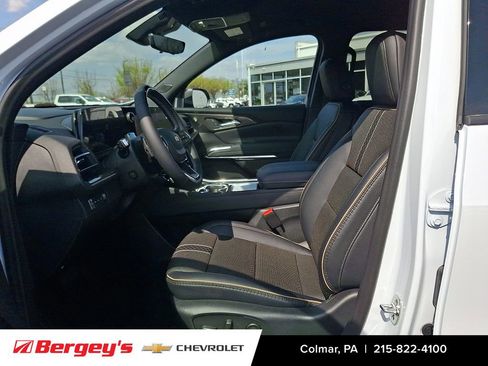 New 2026 Chevrolet Traverse High Country w/ LPO, Floor Liner Package AWD/4WD image 11