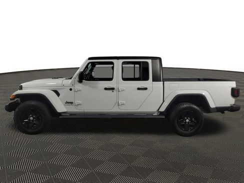 Used 2022 Jeep Gladiator Sport AWD/4WD image 5