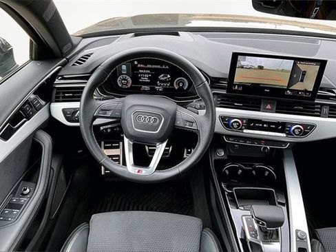Used 2023 Audi A4 2.0T Prestige w/ Prestige Package image 5