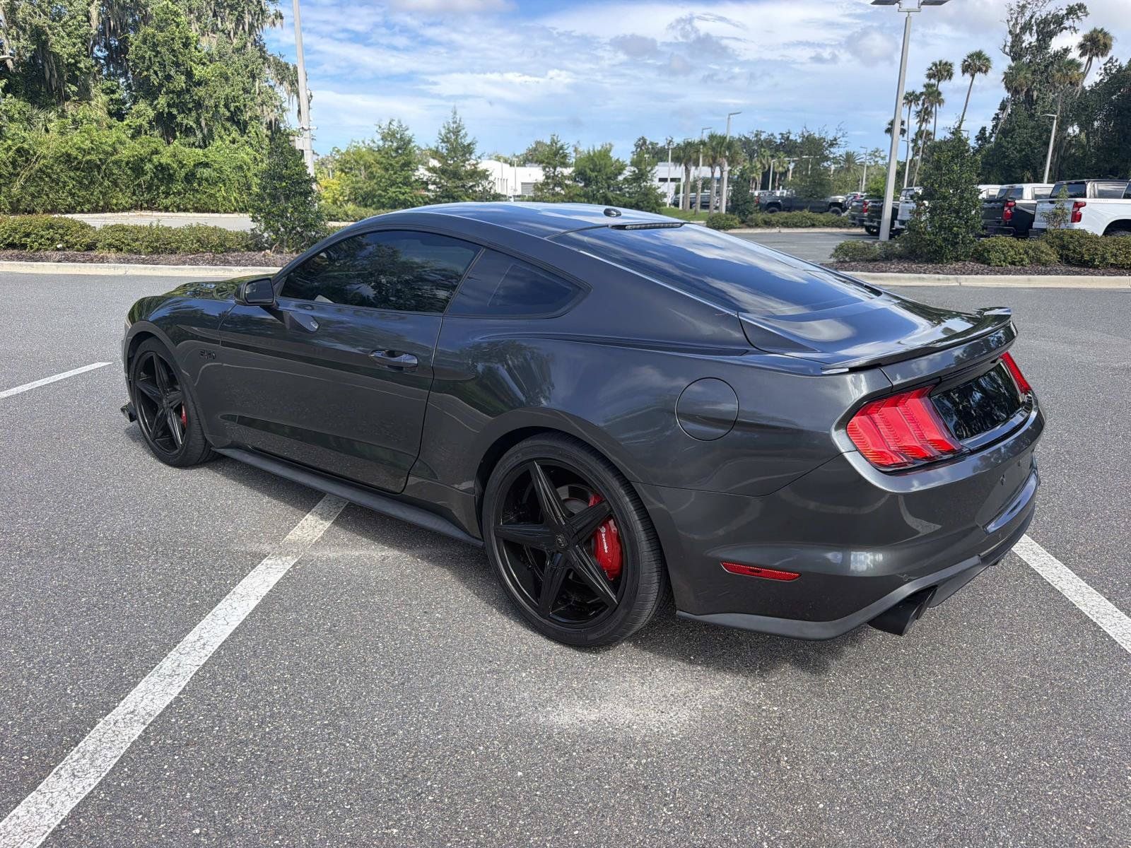 Used 2019 Ford Mustang GT Premium RWD image 5