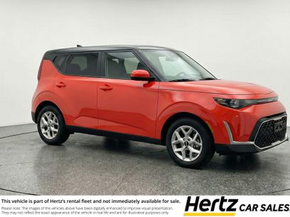 Used 2025 Kia Soul LX w/ LX Technology Package