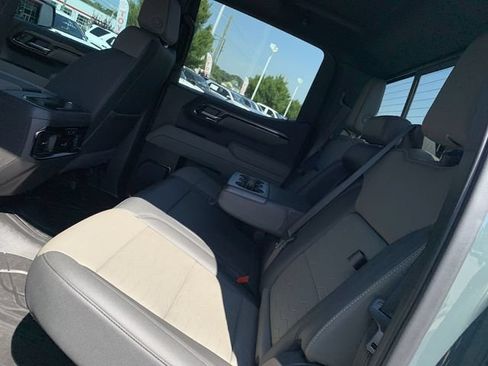 Used 2025 Chevrolet Silverado 1500 ZR2 w/ Technology Package AWD/4WD image 10